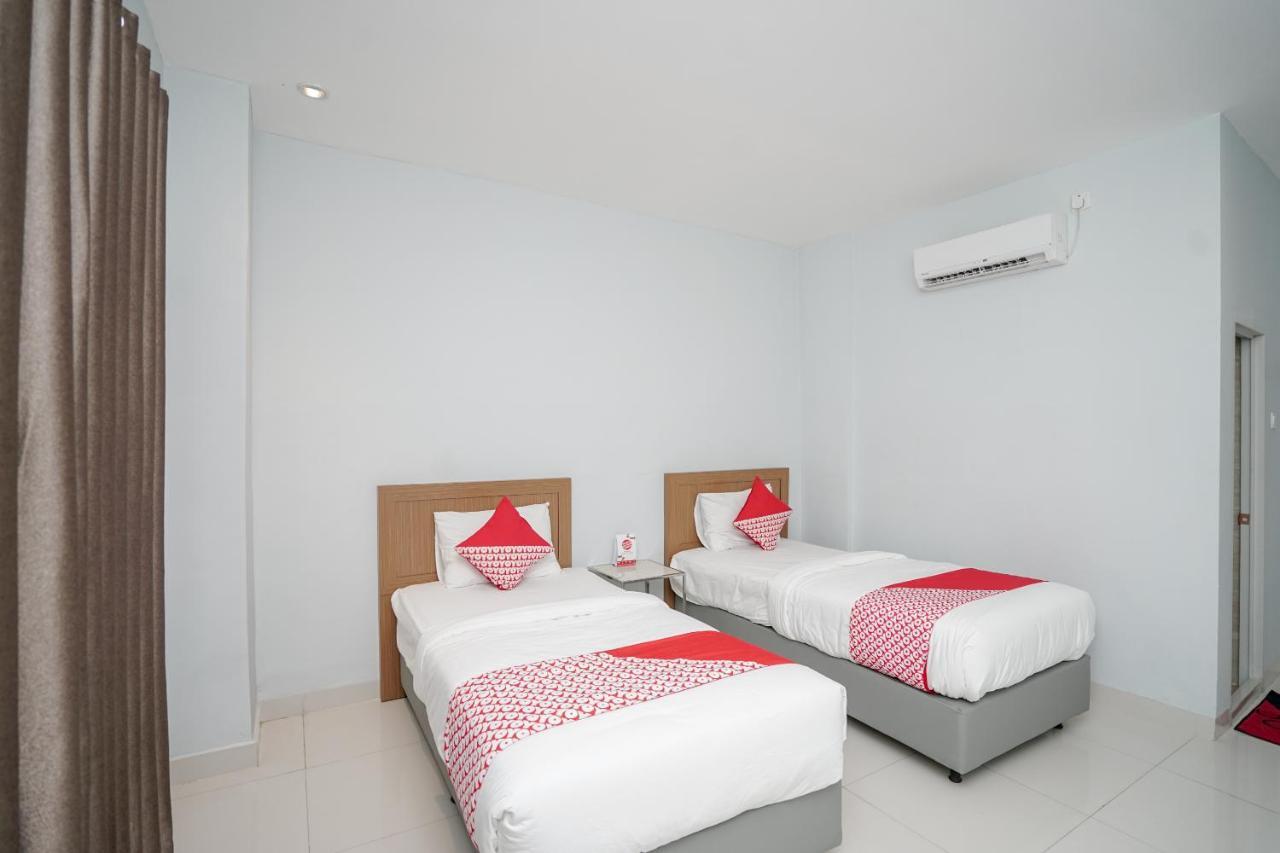 Oyo 616 Express Inn ปาเลมบัง ภายนอก รูปภาพ